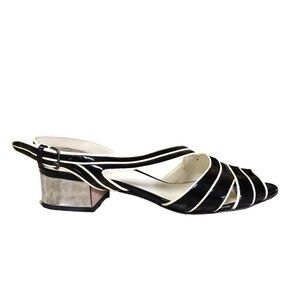 Womens 7 37.5 Miu Miu Vintage Black Patent Leather Slingback Low Heeled Sandals